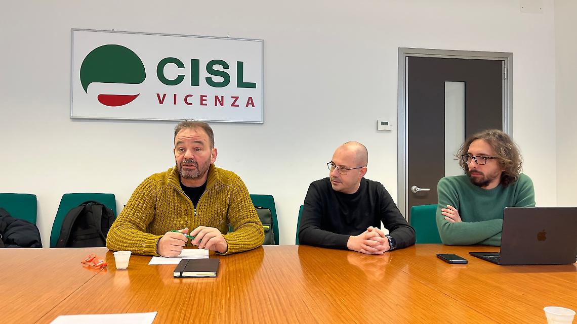 Lavoro e incertezze economiche: un vicentino su tre teme il posto nel 2026