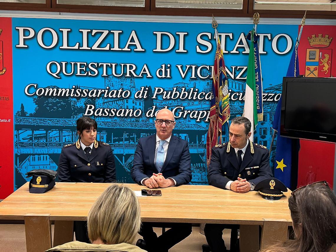 La presa d'incarico del Vice Questore Claudio di Paola