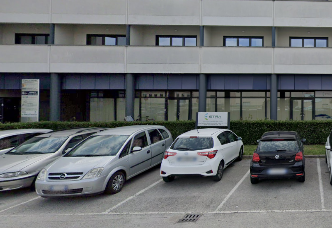 Lo sportello ETRA di via Colombo