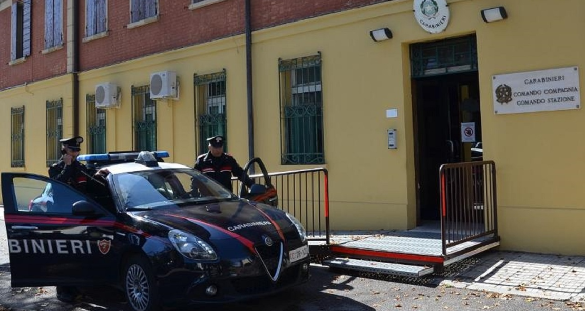 La stazione dei Carabinieri di Castelmassa