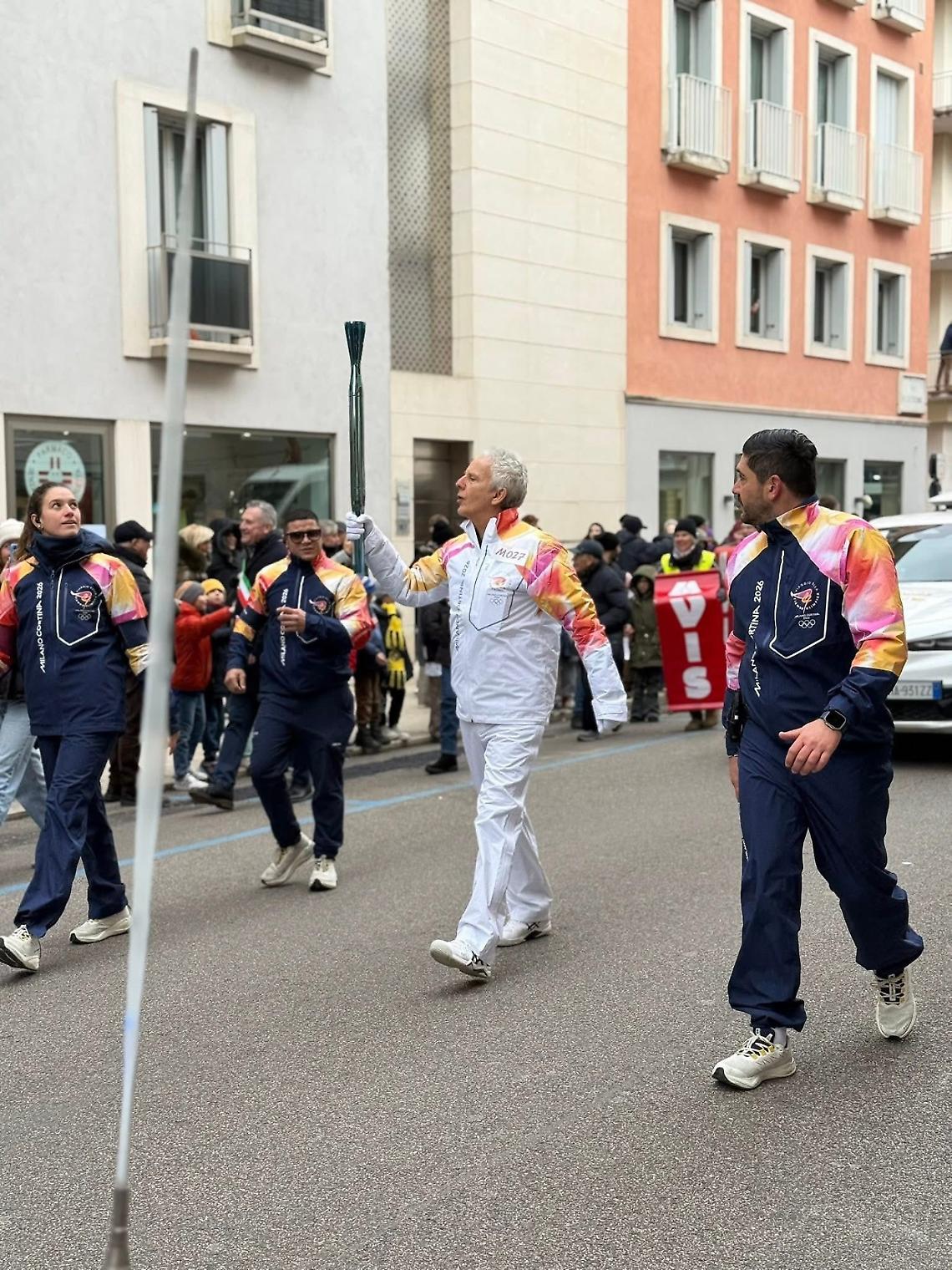 La Fiamma Olimpica nel Basso Veronese: la 44&ordf; tappa questa mattina a Legnago tra musica e partecipazione