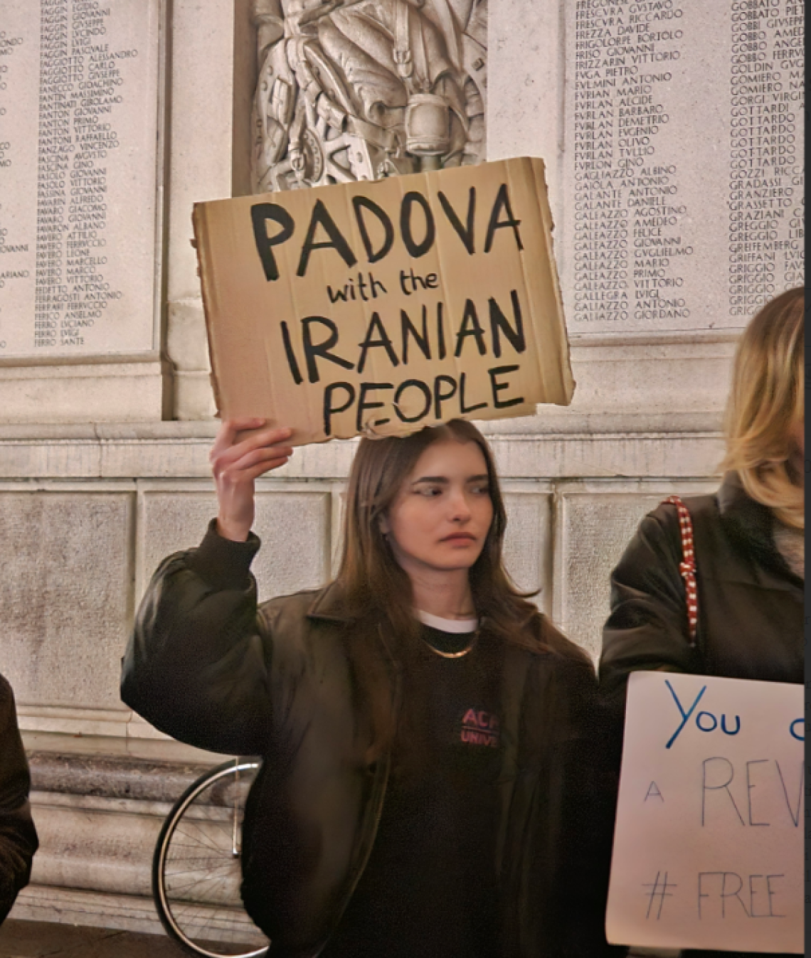 Padova in piazza per il popolo iraniano