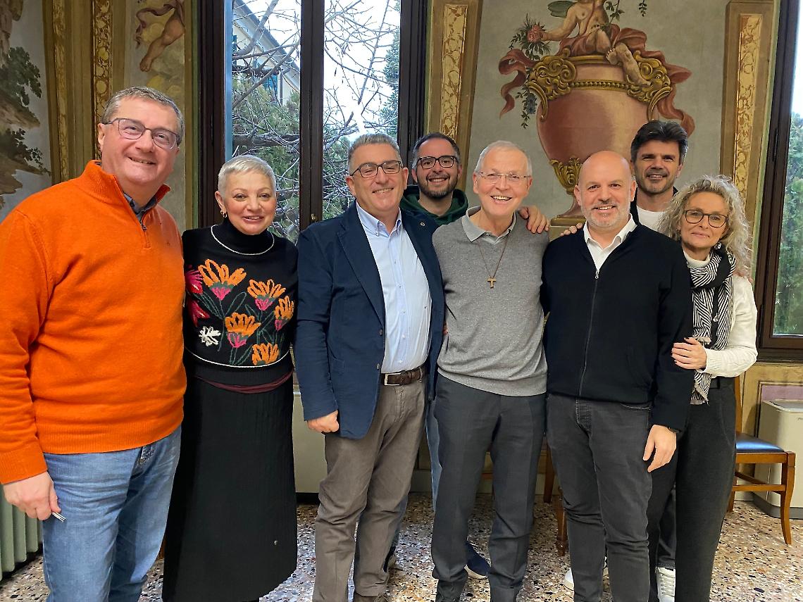 Don Dante con la Giunta Comunale di Campagna Lupia