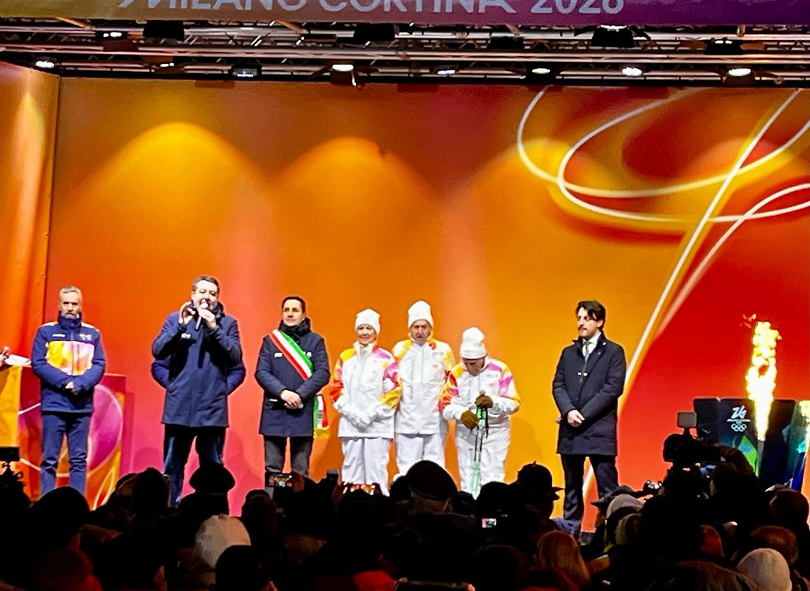 La Fiamma Olimpica accende a Cortina l&rsquo;attesa per Milano Cortina 2026