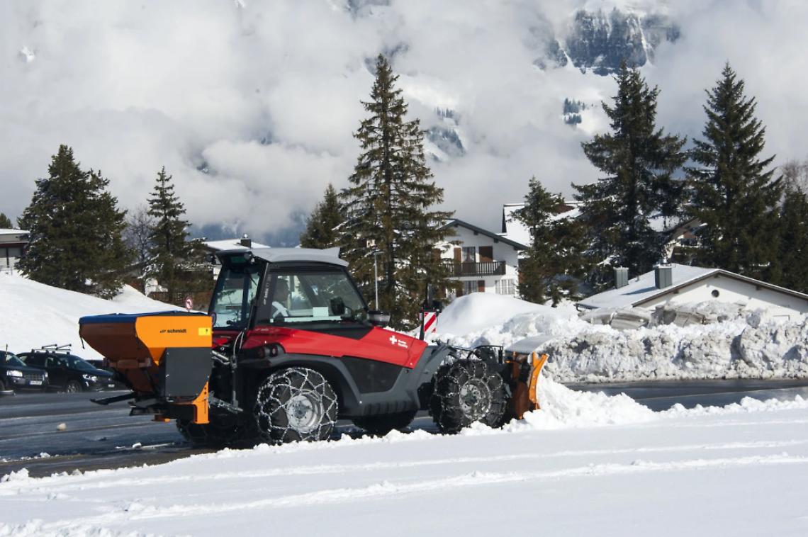 Meteo in peggioramento, scattano gli interventi anti-neve sui sobborghi collinari