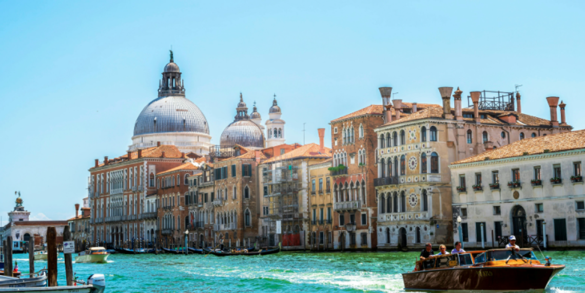 Veneto, universit&agrave; di prestigio, turismo smart e nuove strategie per lavoro e mobilit&agrave;