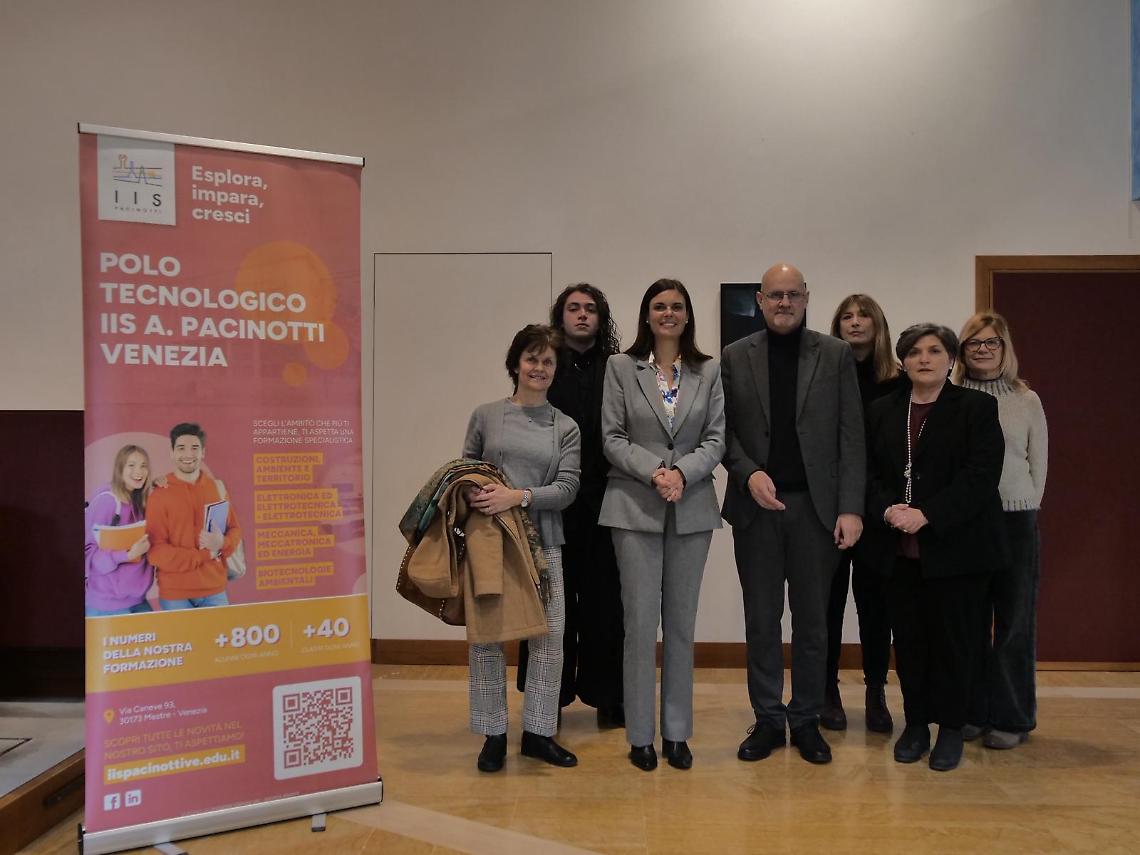 Foto della presentazione dell'incontro