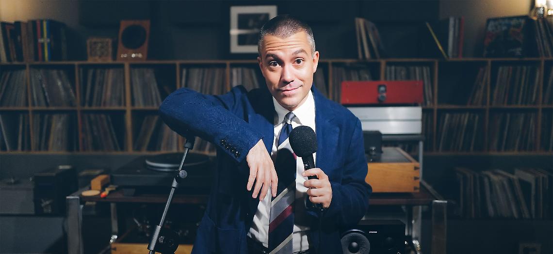 &ldquo;Risate Finte&rdquo;: Saverio Raimondo porta la stand-up comedy al Teatro a l&rsquo;Avogaria di Venezia