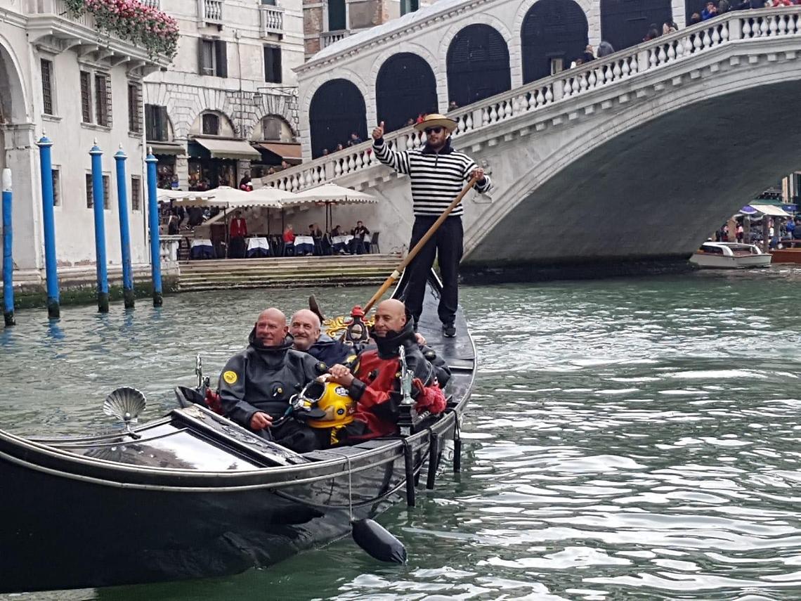 Gondolieri sommozzatori