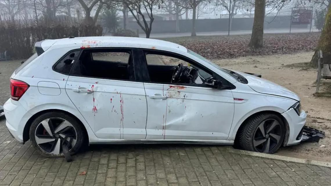 Camponogara, rissa dopo la discoteca: minorenne investe un coetaneo, sei feriti e Polo distrutta