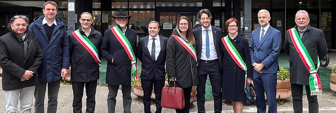 Visita del Presidente Stefani alle Case della Comunit&agrave; di Thiene e Schio: i progressi nel territorio