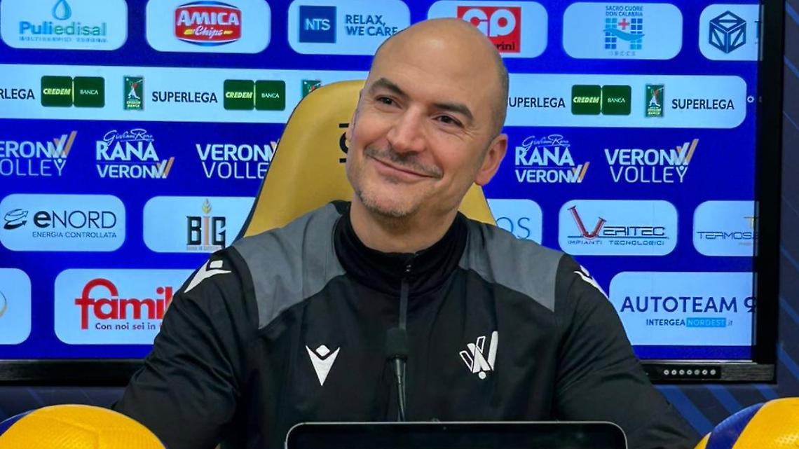 Coach Soli di Rana Verona