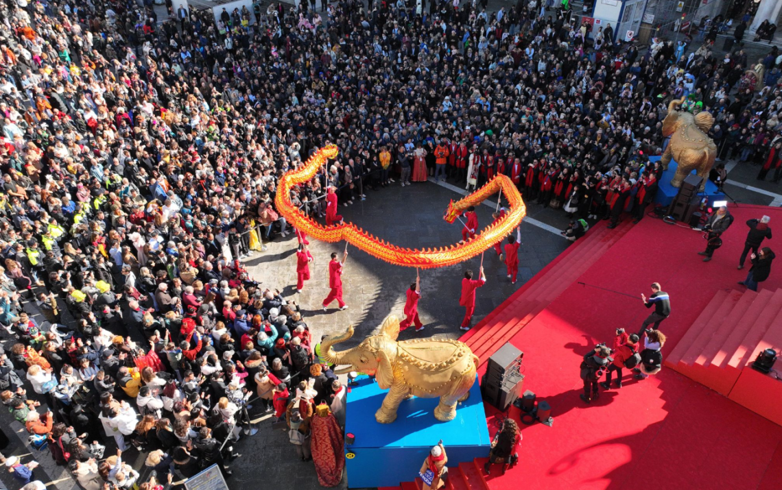 Capodanno Cinese e Marted&igrave; Grasso insieme in Piazza San Marco