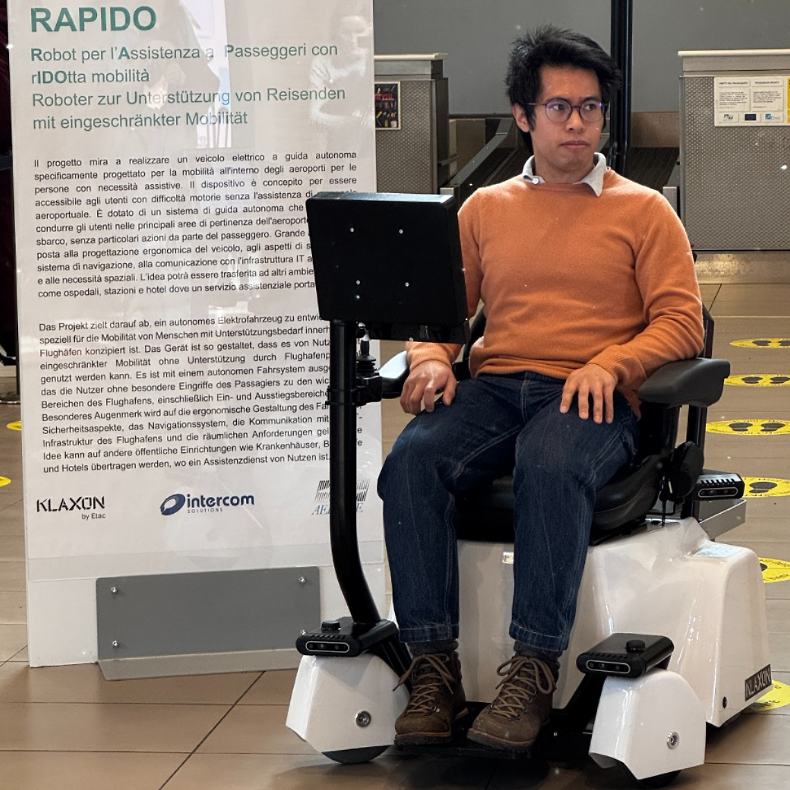 Prototipo del robot RAPIDO per l&rsquo;assistenza ai passeggeri con ridotta mobilit&agrave; all&rsquo;Aeroporto di Treviso