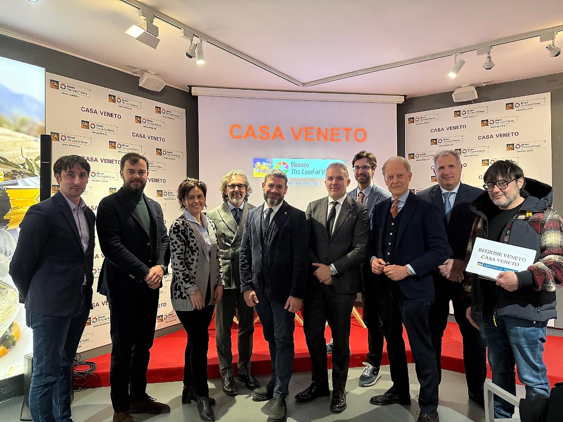 La presentazione della campagna a Casa Veneto, Cortina