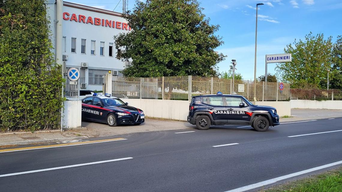 Misura di restrizione ignorata: denunciata donna di 23 anni