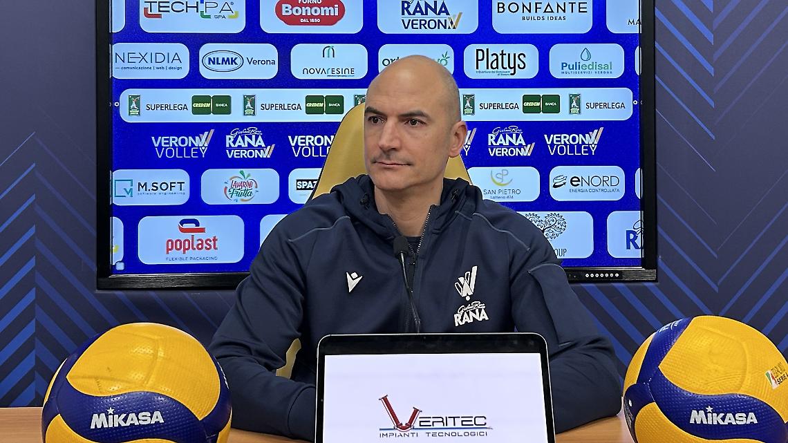 Coach Soli in conferenza stampa