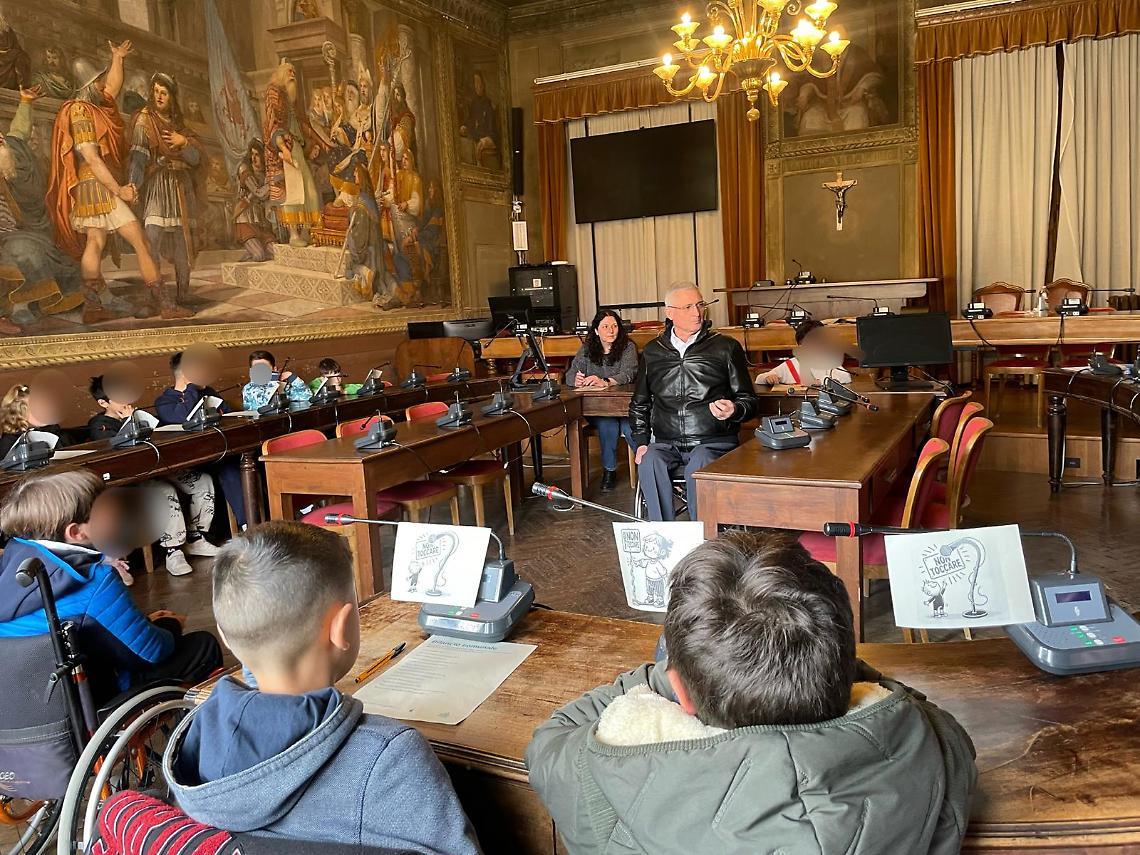 "Sindaco per un giorno": i piccoli amministratori propongono il loro bilancio per la citt&agrave;