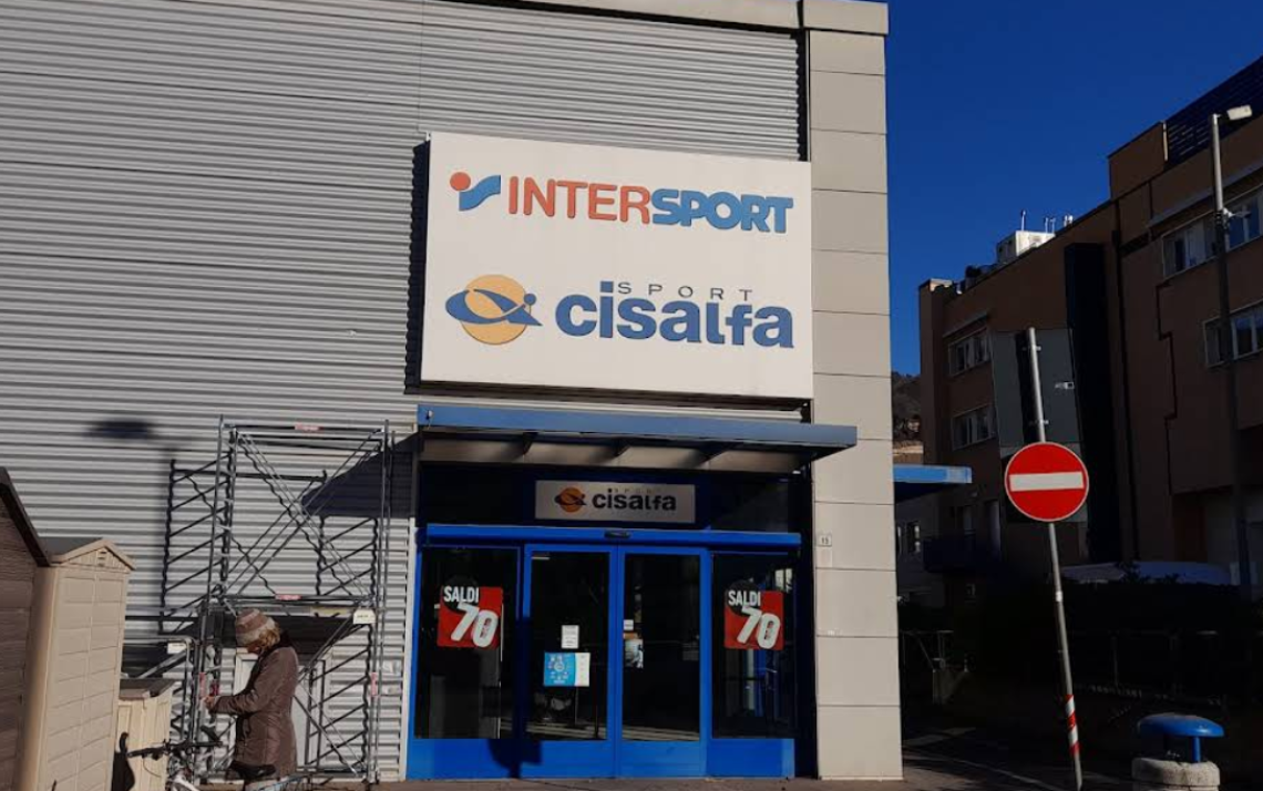 Il negozio dove &egrave; avvenuto il furto