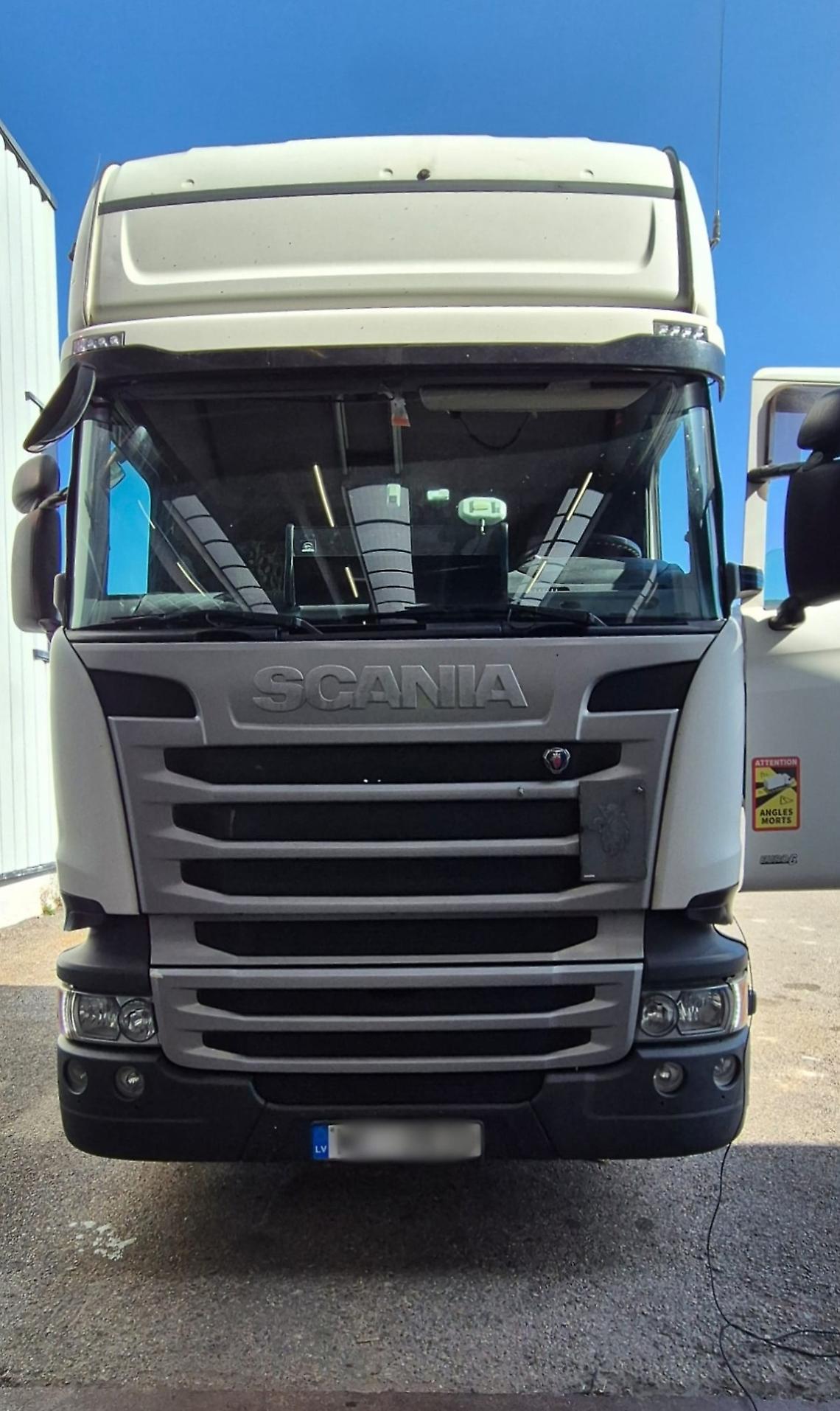 Polizia locale scopre sofisticata frode su camion internazionale