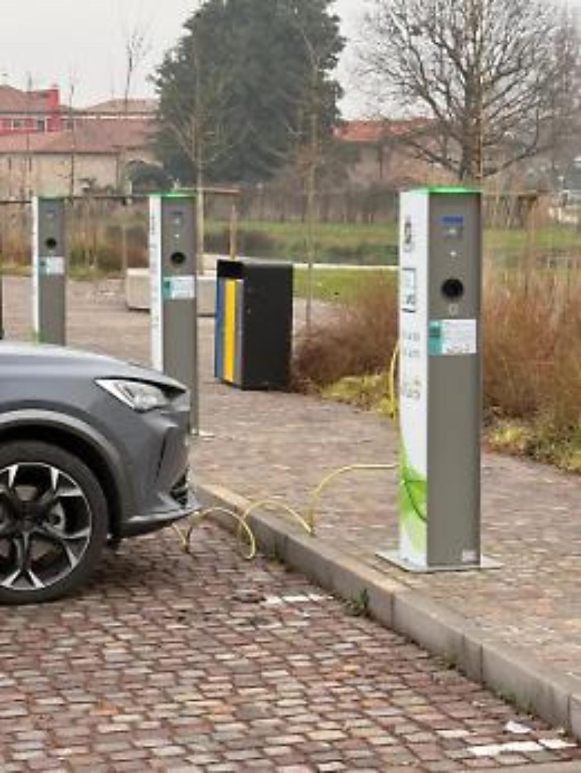 Quattro nuove aree per la ricarica delle auto elettriche 