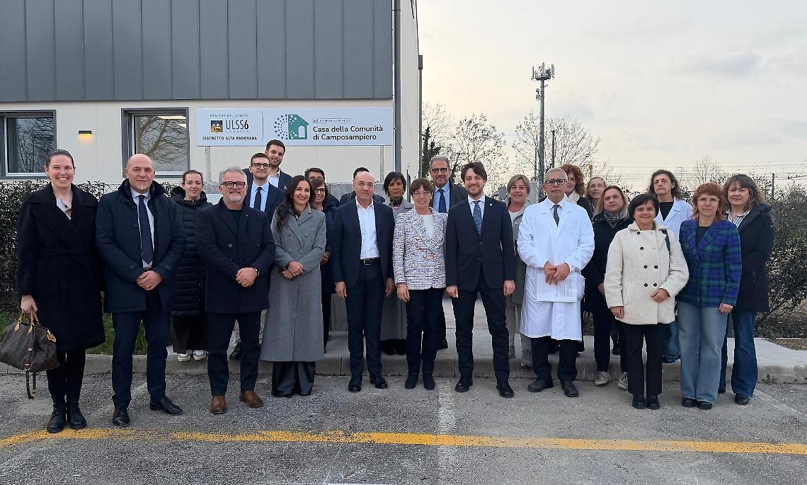 Giornata contro la violenza sugli operatori sanitari: Stefani in visita a Camposampiero