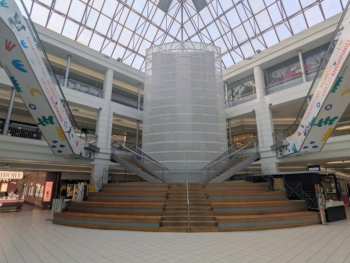 Le Piramidi Shopping District accelera il rinnovamento tra sostenibilit&agrave;, nuovi brand e restyling degli spazi