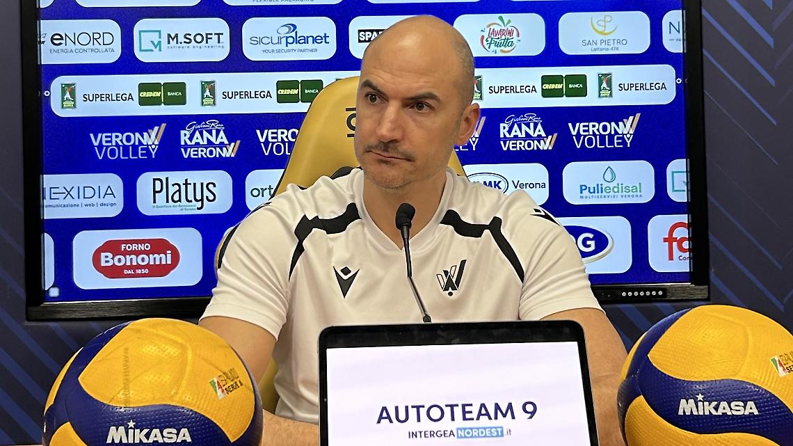 Coach Soli di Rana Verona