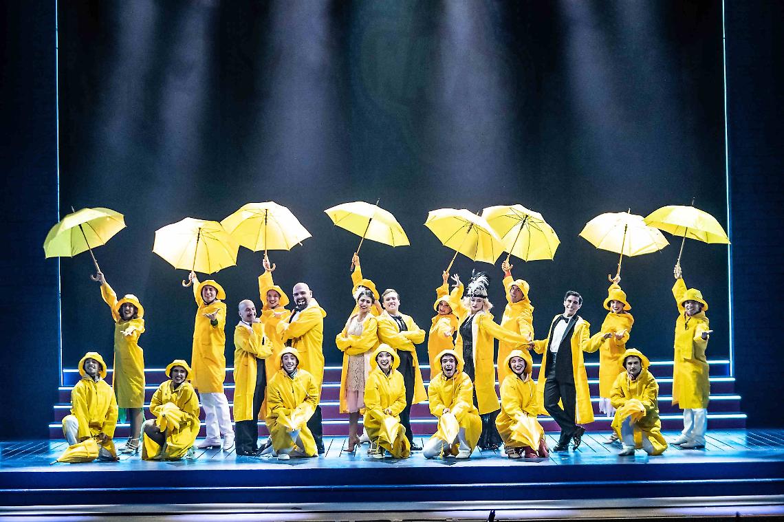 &ldquo;Cantando sotto la pioggia&rdquo; incanta Vicenza: il musical arriva al Teatro Comunale