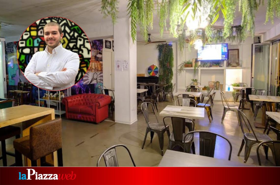 Alessandro Dianin di Orizzonti, sullo sfondo il locale Berlino a Padova