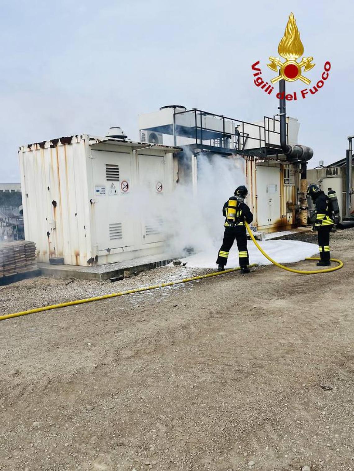 Chiarano, incendio in un motore a biogas: ustionato un operaio