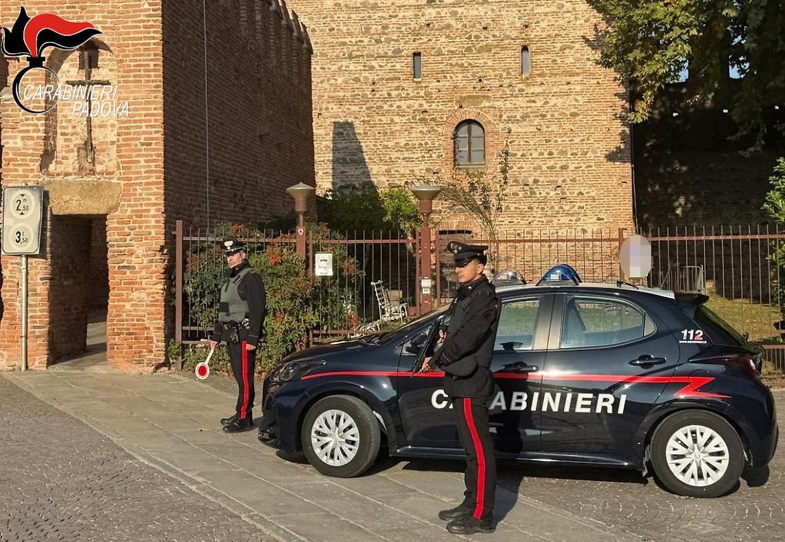 Blitz antidroga a Montagnana: sequestrati hashish e cocaina, due giovani denunciati