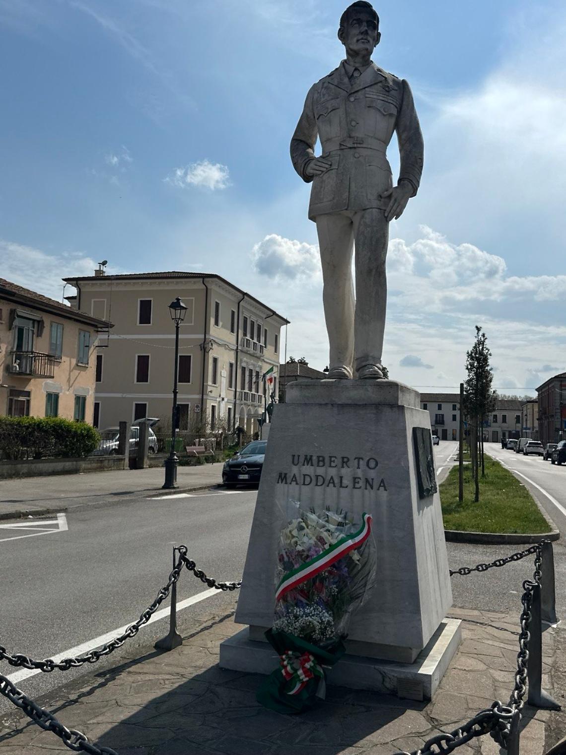 Monumento a Umberto Maddalena