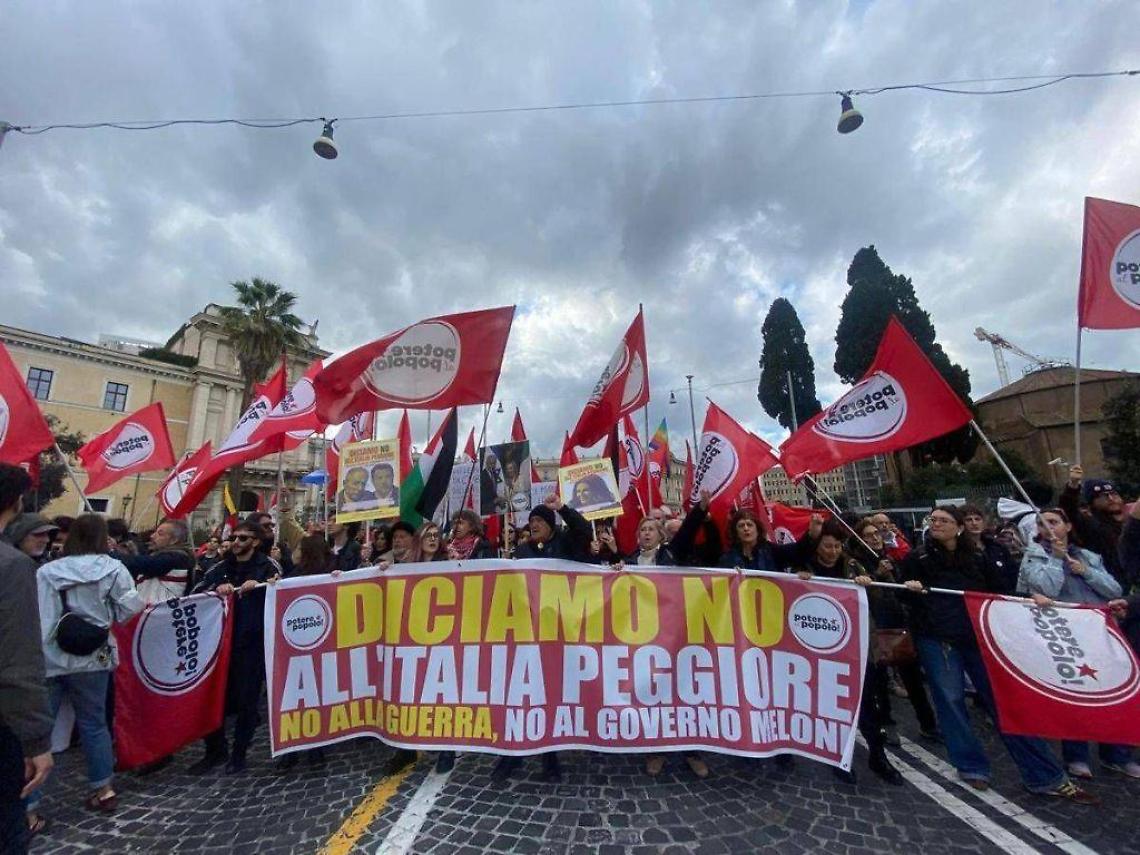 Manifestazione di Potere al Popolo