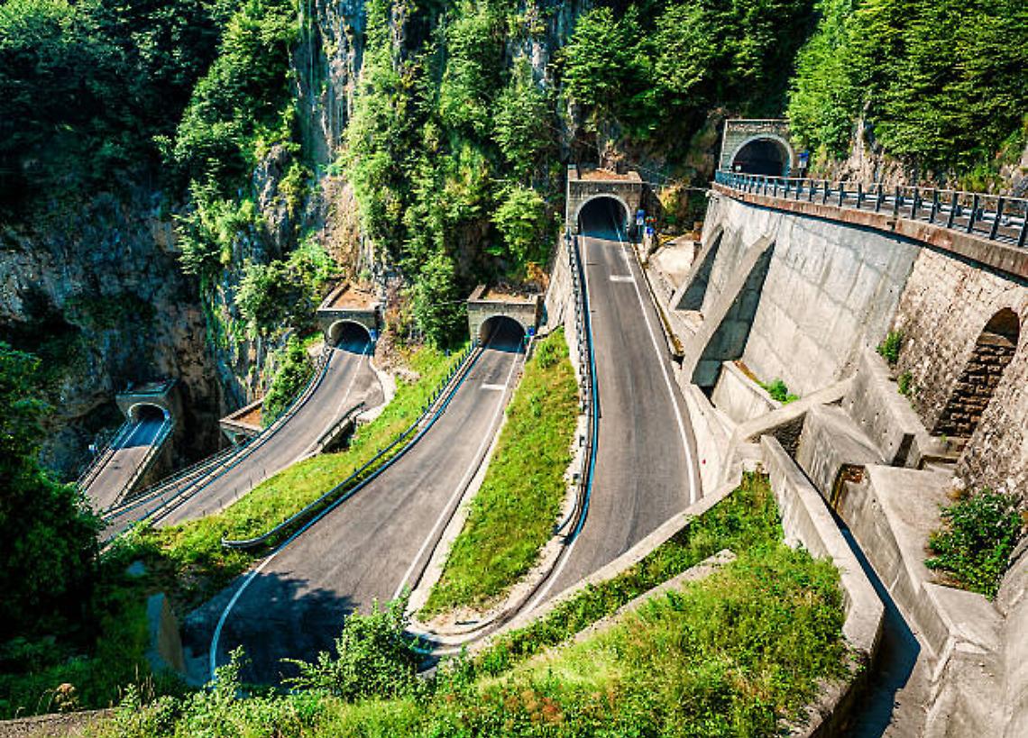 Tragedia sul San Boldo: muore un escursionista 60enne per un malore improvviso