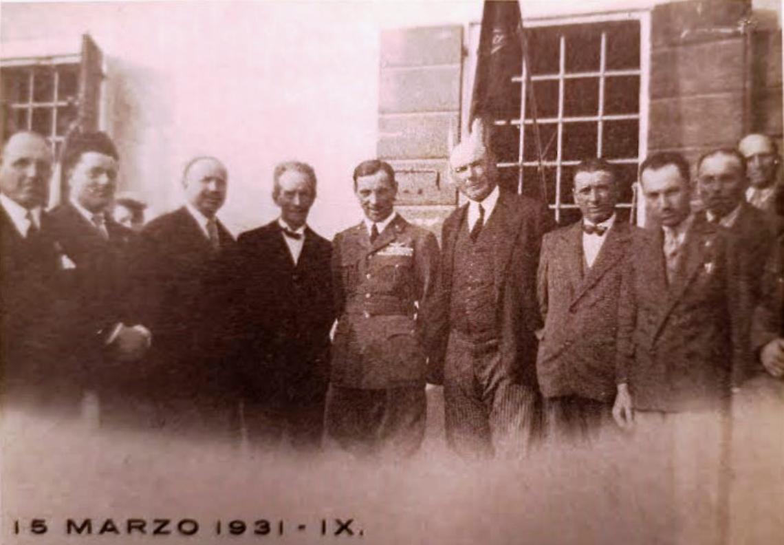 Bottrighe, Umberto Maddalena al centro con il padre a sx