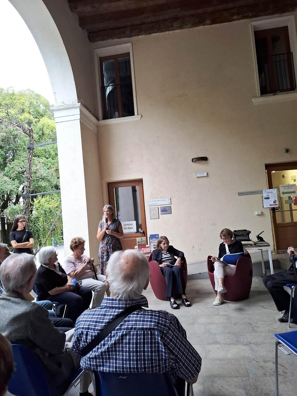 Biblioteca di Camposampiero