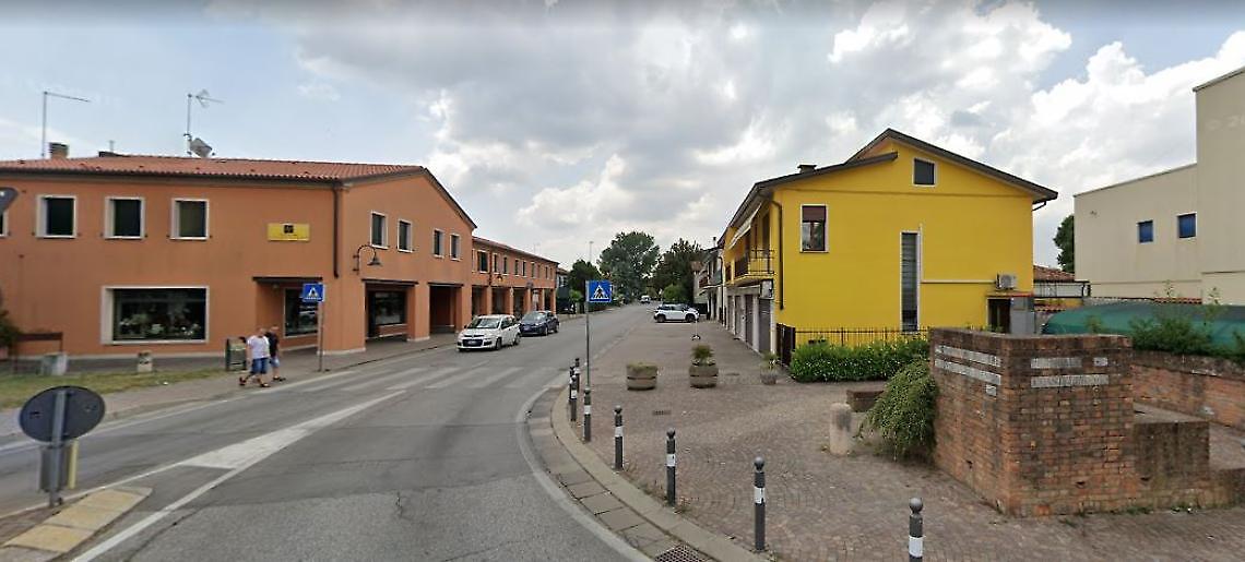 Centro di Salzano, in via Calabria arriva il senso unico