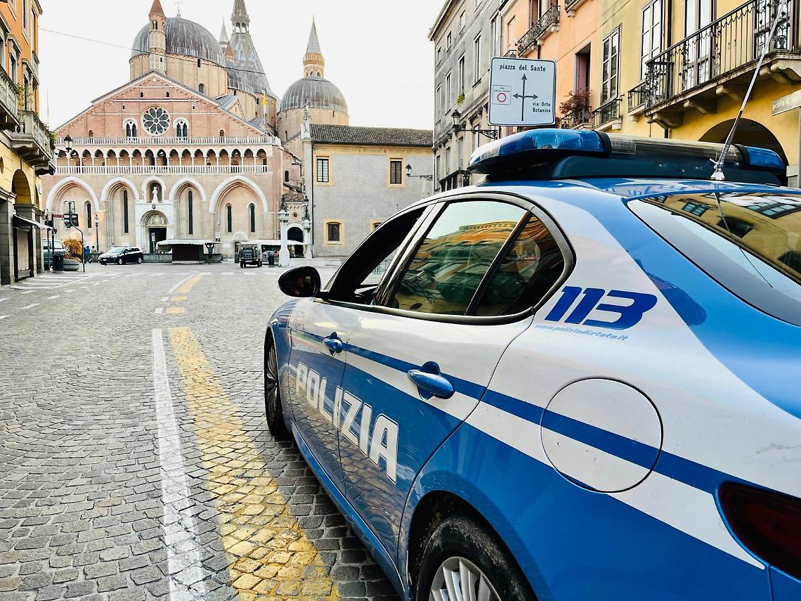 Borseggio sul tram a Padova: arrestati due uomini dopo colluttazione con la polizia