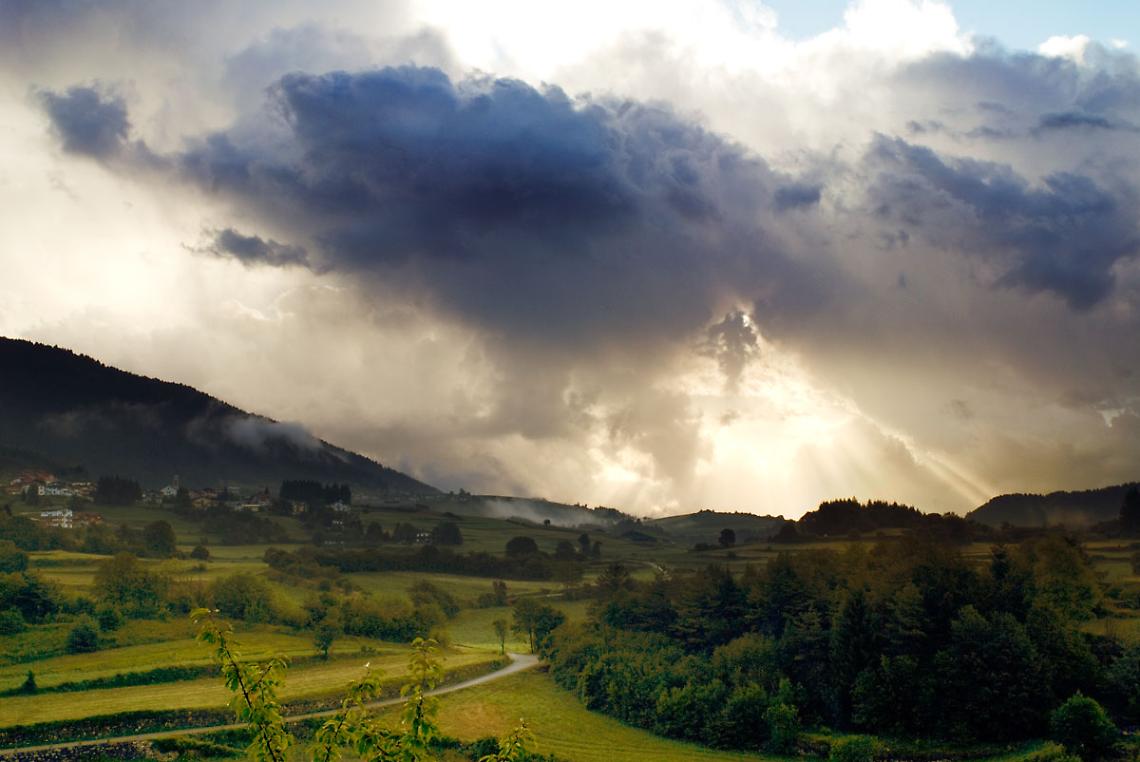 Escursionista sprofonda nella neve sull&rsquo;Altopiano di Asiago: salvato dal Soccorso alpino