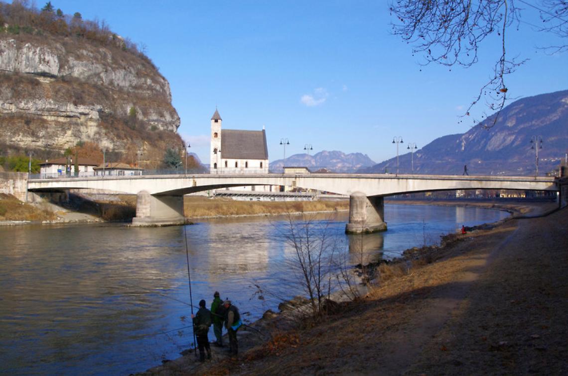 Trento, manutenzione straordinaria al Ponte San Lorenzo: limitazioni al traffico fino al 17 aprile