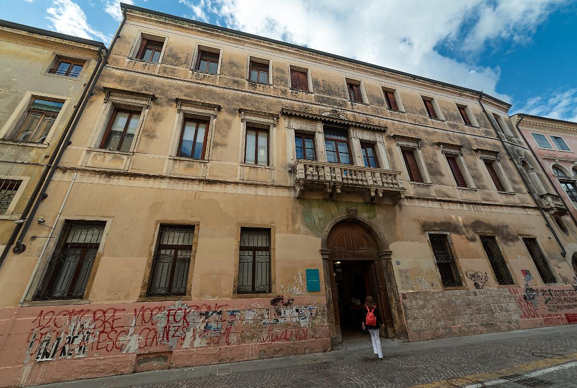 "Camminare a pi&ugrave; mani": il legame tra scrittura collettiva e paesaggio in un convegno a Padova