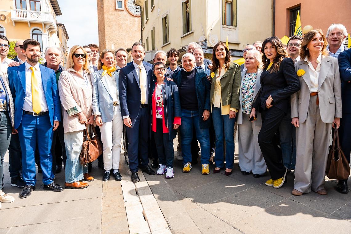 Venturini svela i 36 candidati della sua lista civica: &ldquo;Gialla come la gioia, pragmatica come il buon senso&rdquo;