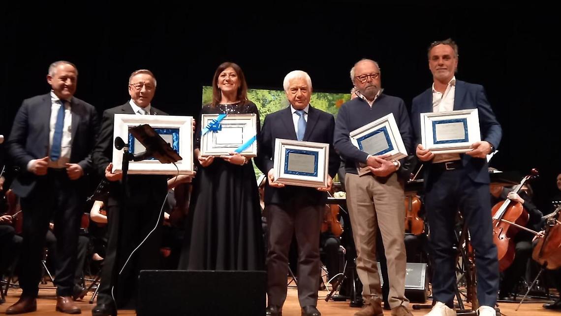 Presidente Barbara Grassi con gli ex-presidenti