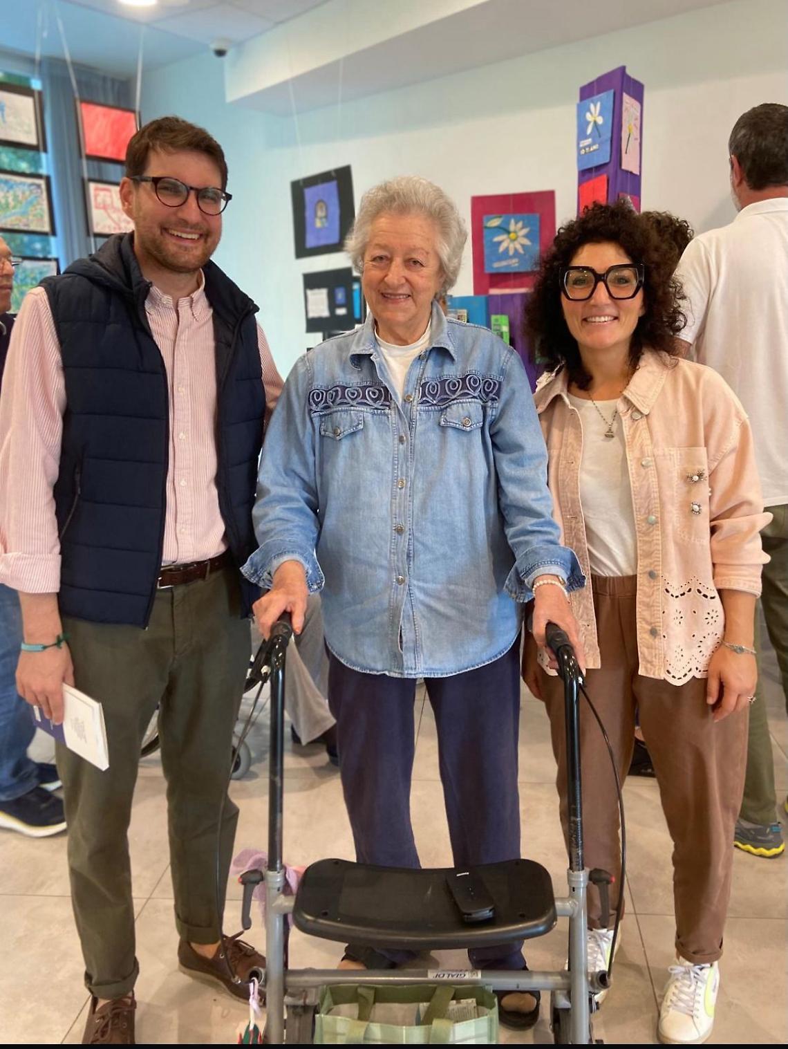 Ecco tre proposte di titolo tra cui scegliere:1. Addio a Marcella Caramel, la &laquo;madre&raquo; del centro diurno di Peraga  2. Vigonza piange Marcella Caramel, artefice del centro anziani &laquo;Le Meridiane&raquo;  3. Ma