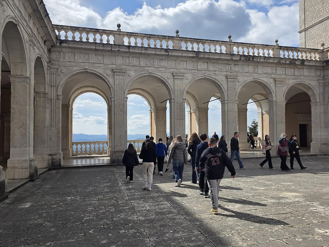 I ragazzi raccontano Cassino: &ldquo;Dalla memoria della guerra una lezione di democrazia&rdquo;