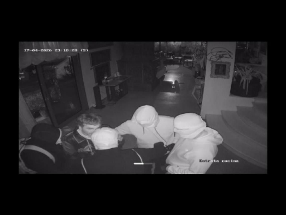 Foto delle telecamere di sorveglianza