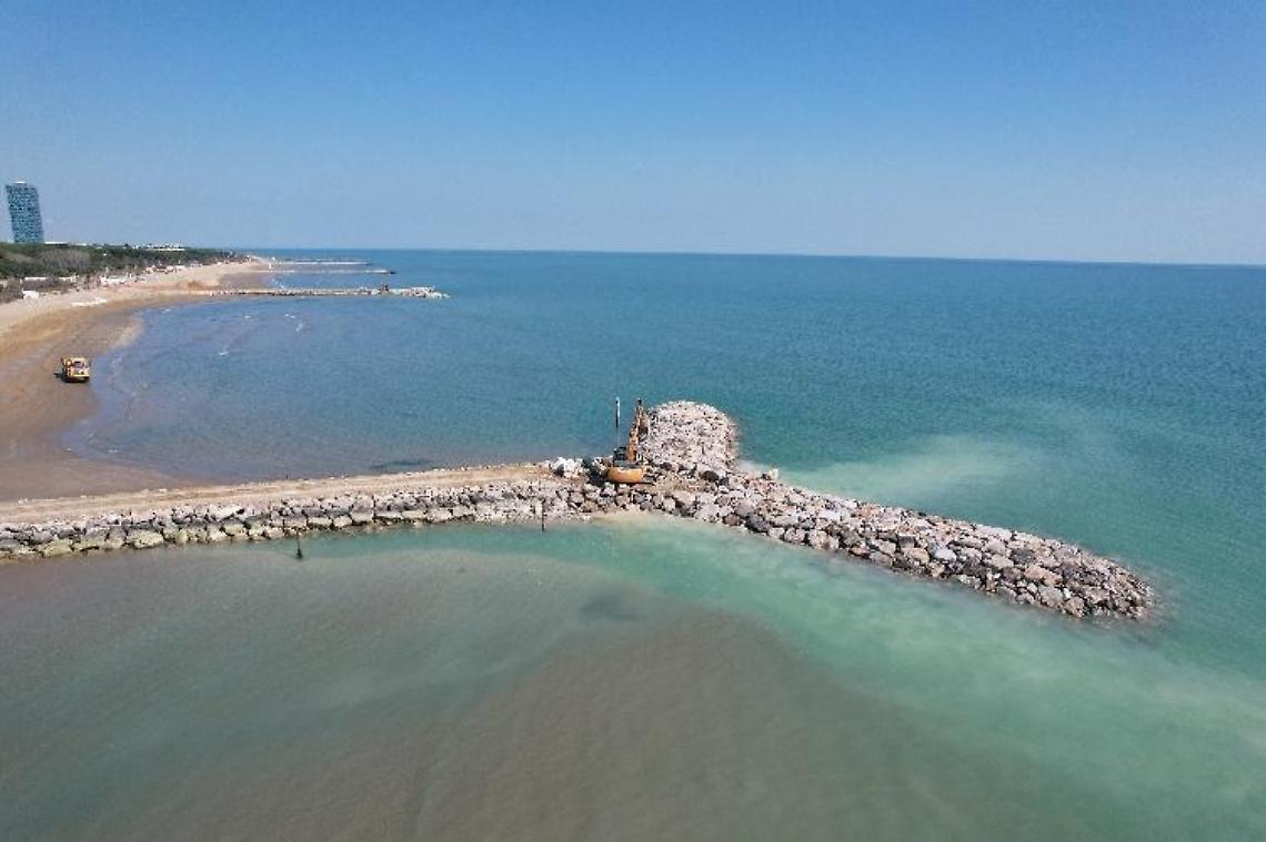 Jesolo Pineta, scudo contro l&rsquo;erosione: completata la nuova difesa costiera