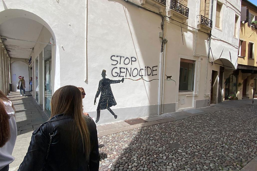 caffe pedrocchi_vandalizzato_5