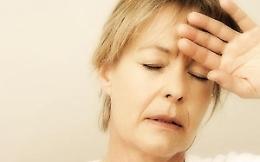 Come prevenire gli effetti “collaterali” della menopausa